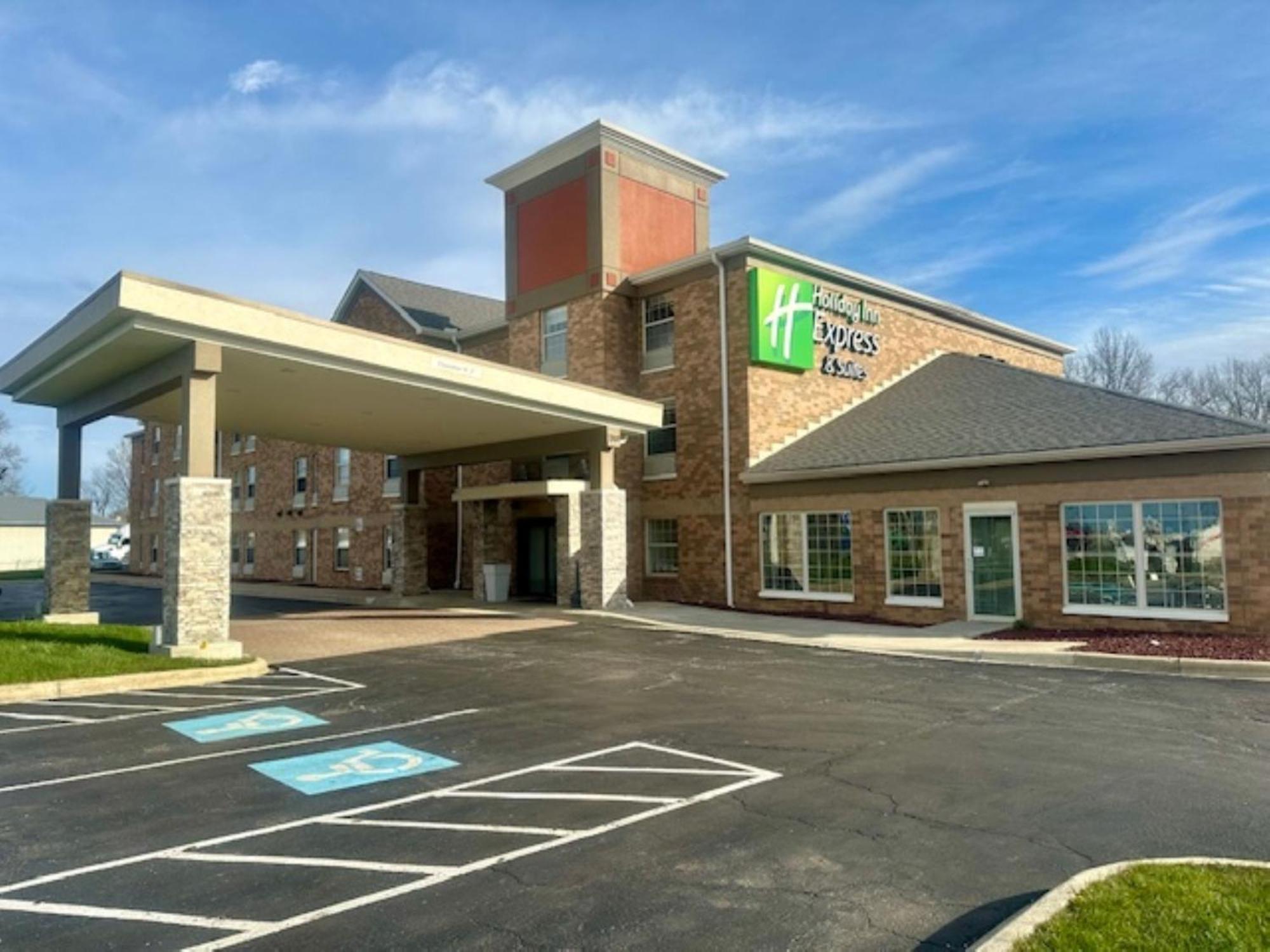 Holiday Inn Express Hotel & Suites Delaware-Columbus Area, An Ihg Hotel Sunbury Exteriör bild